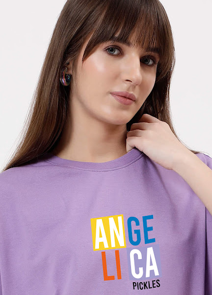 Referencia visual: 01-angelica-front.jpg
